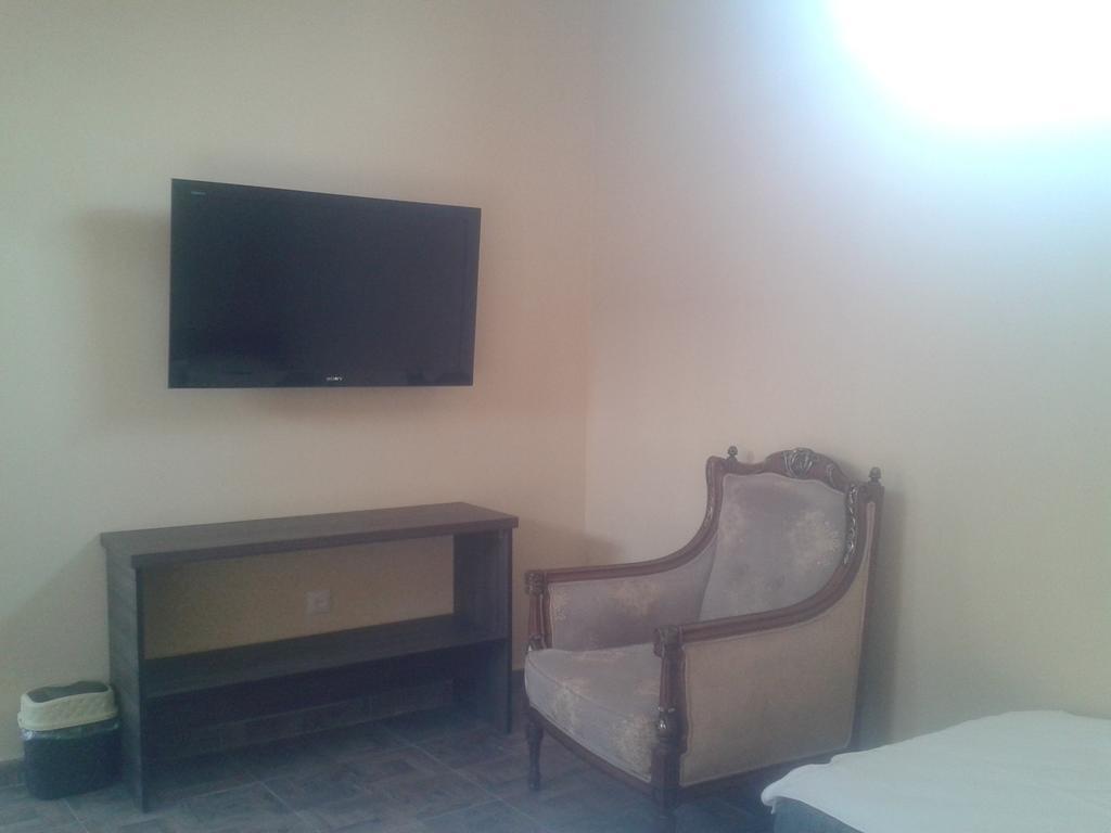 Hôtel Maxim Mini à Batoumi Chambre photo