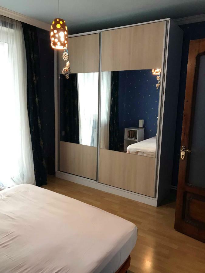 Hôtel Maxim Mini à Batoumi Extérieur photo